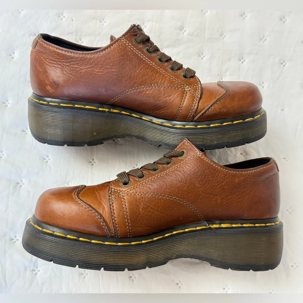 Dr. Martens Brown Leather Women’s oxfords